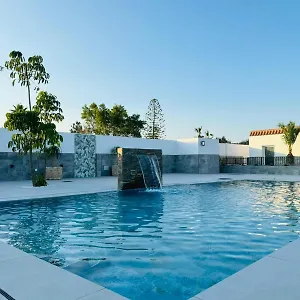 https://entre-olivos-nijar.es-andalucia.com